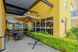 thumbnail: Exterior