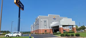 thumbnail: Exterior