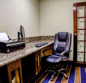 thumbnail: Business center