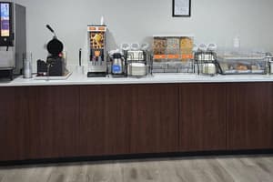 thumbnail: Breakfast area