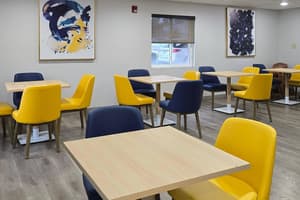 thumbnail: Breakfast area