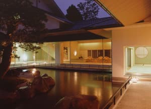 thumbnail: Courtyard
