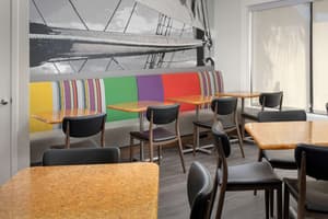 thumbnail: Breakfast area