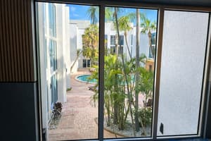 thumbnail: Exterior