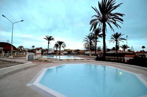 thumbnail: Pool