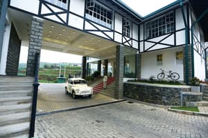 thumbnail: Property entrance