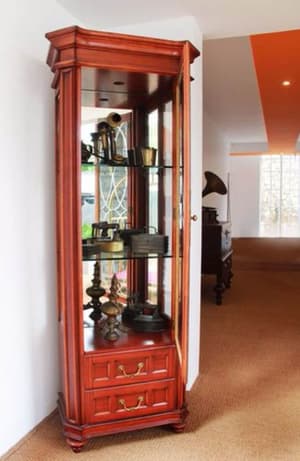 thumbnail: Interior detail