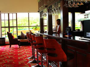 thumbnail: Lounge