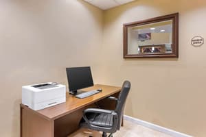 thumbnail: Business center
