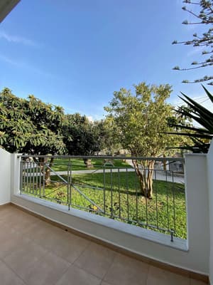 thumbnail: Terrace/patio