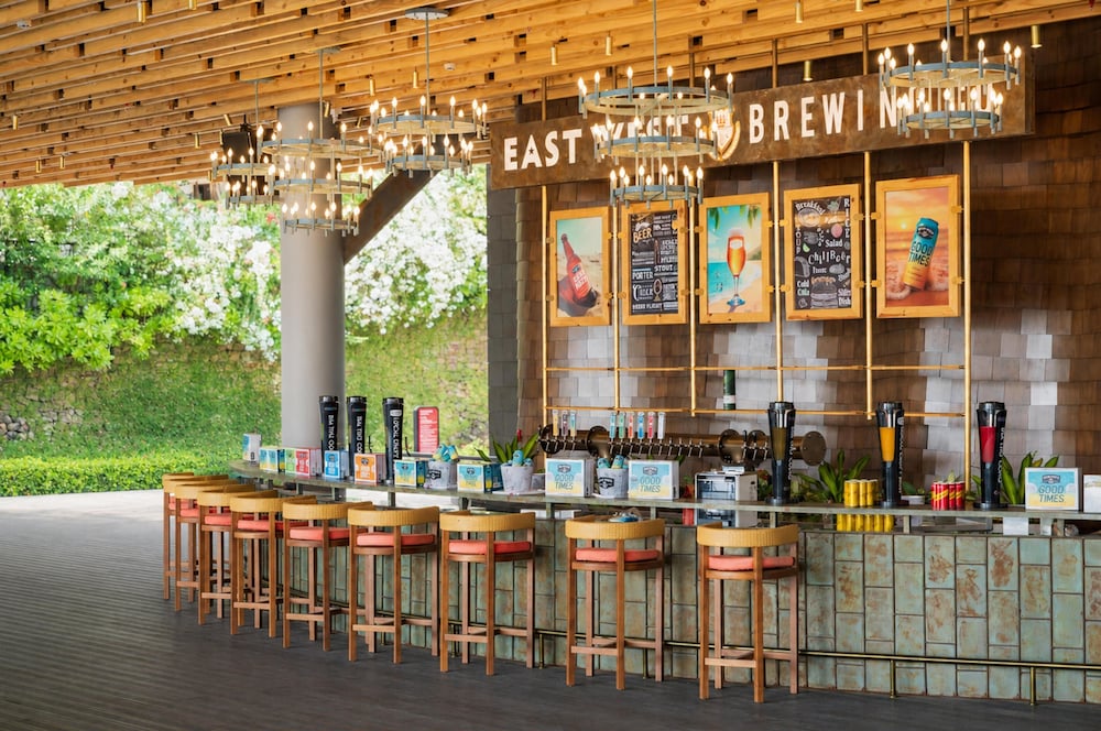 Beach bar