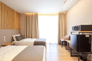 thumbnail: Room