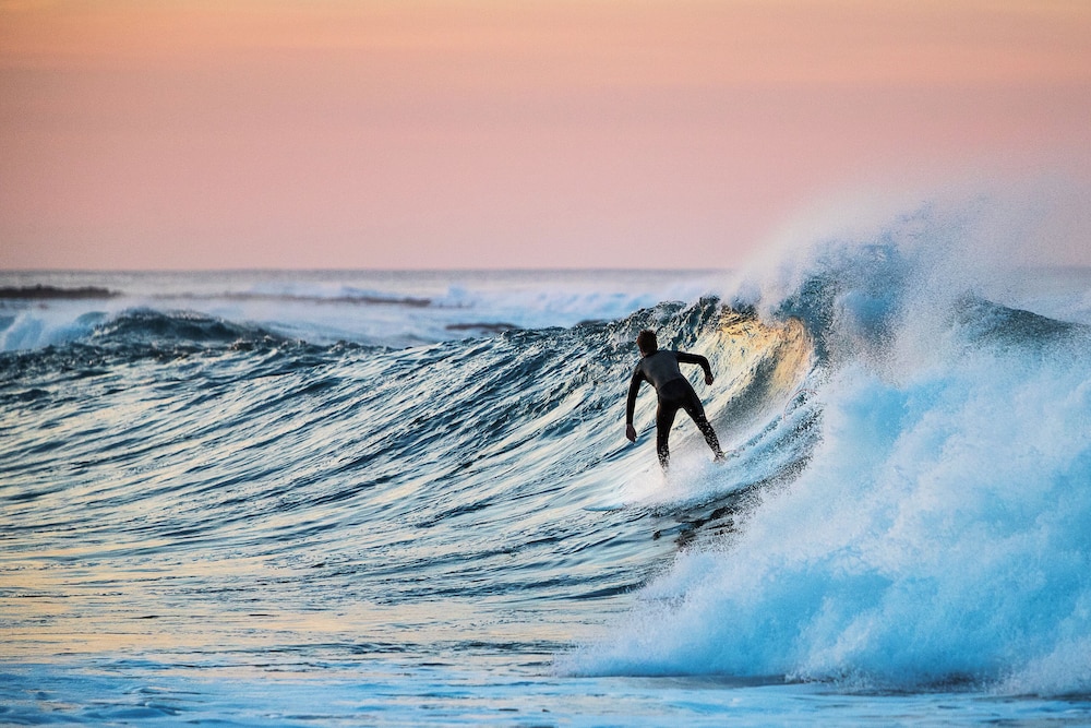 Surfing/boogie boarding