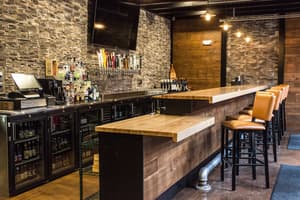 thumbnail: Restaurant