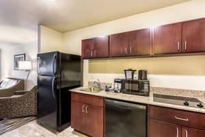 thumbnail: Private kitchenette