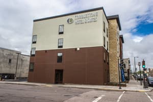 thumbnail: Exterior
