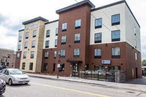 thumbnail: Exterior