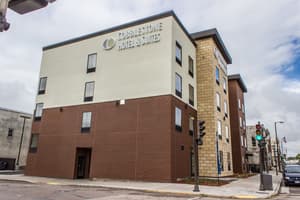 thumbnail: Exterior