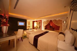 thumbnail: Room