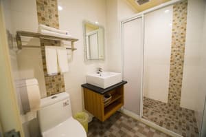 thumbnail: Bathroom