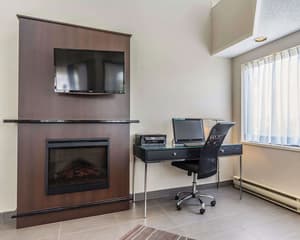 thumbnail: Business center