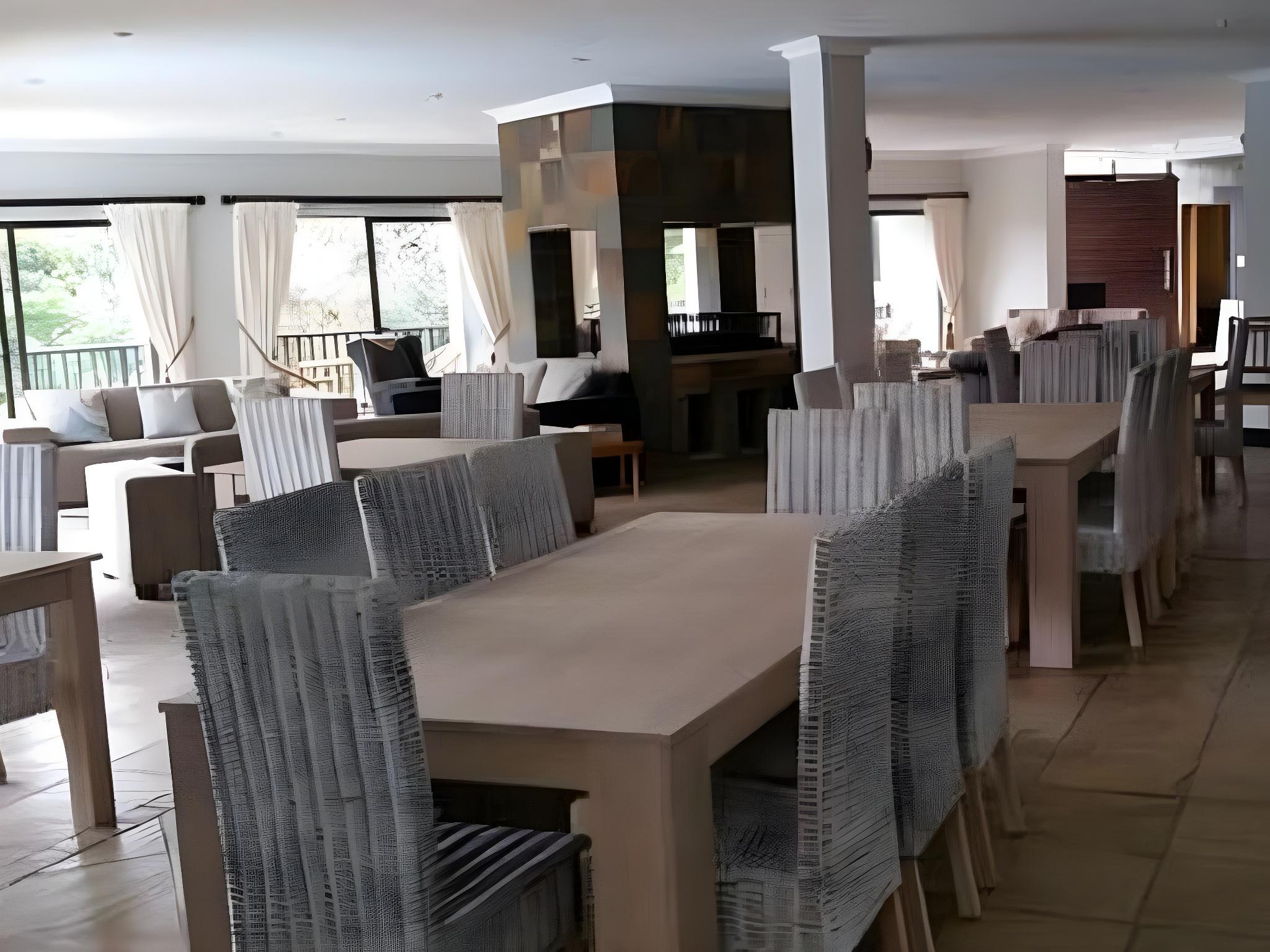 Restaurant-cafeteria
