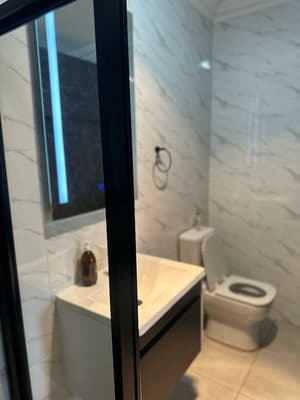 thumbnail: Bathroom