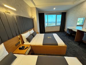 thumbnail: Room