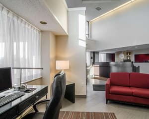 thumbnail: Business center