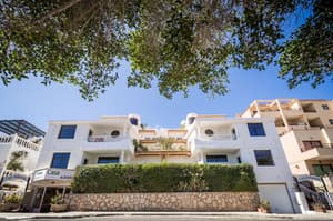 thumbnail: Front of property