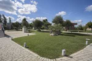 thumbnail: Garden