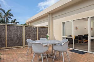thumbnail: Terrace/patio