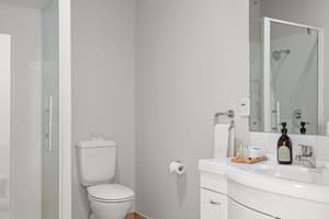 thumbnail: Bathroom
