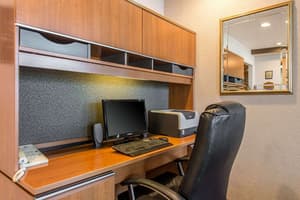 thumbnail: Business center