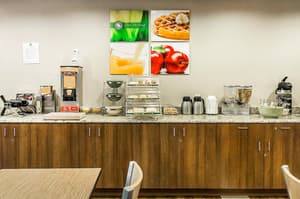 thumbnail: Breakfast area
