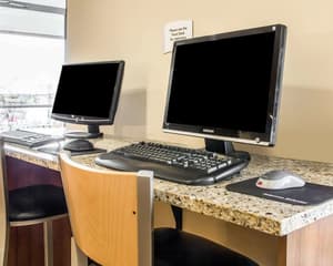 thumbnail: Business center