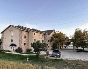 thumbnail: Exterior
