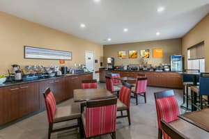 thumbnail: Breakfast area