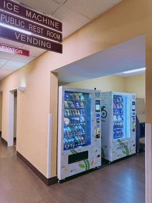 thumbnail: Vending machine