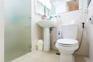 thumbnail: Bathroom