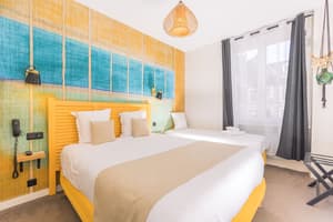 thumbnail: Room