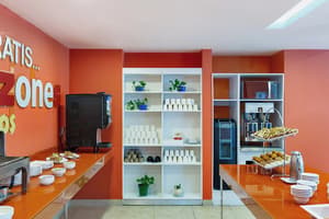 thumbnail: Restaurant
