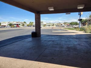 thumbnail: Front of property