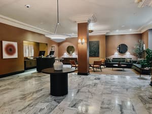 thumbnail: Interior entrance