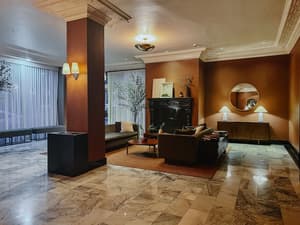 thumbnail: Lobby sitting area