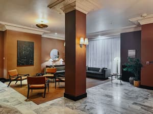 thumbnail: Lobby sitting area