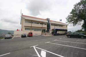thumbnail: Parking