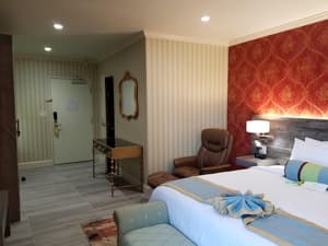 thumbnail: Room