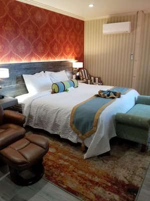 thumbnail: Room
