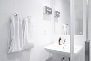 thumbnail: Bathroom